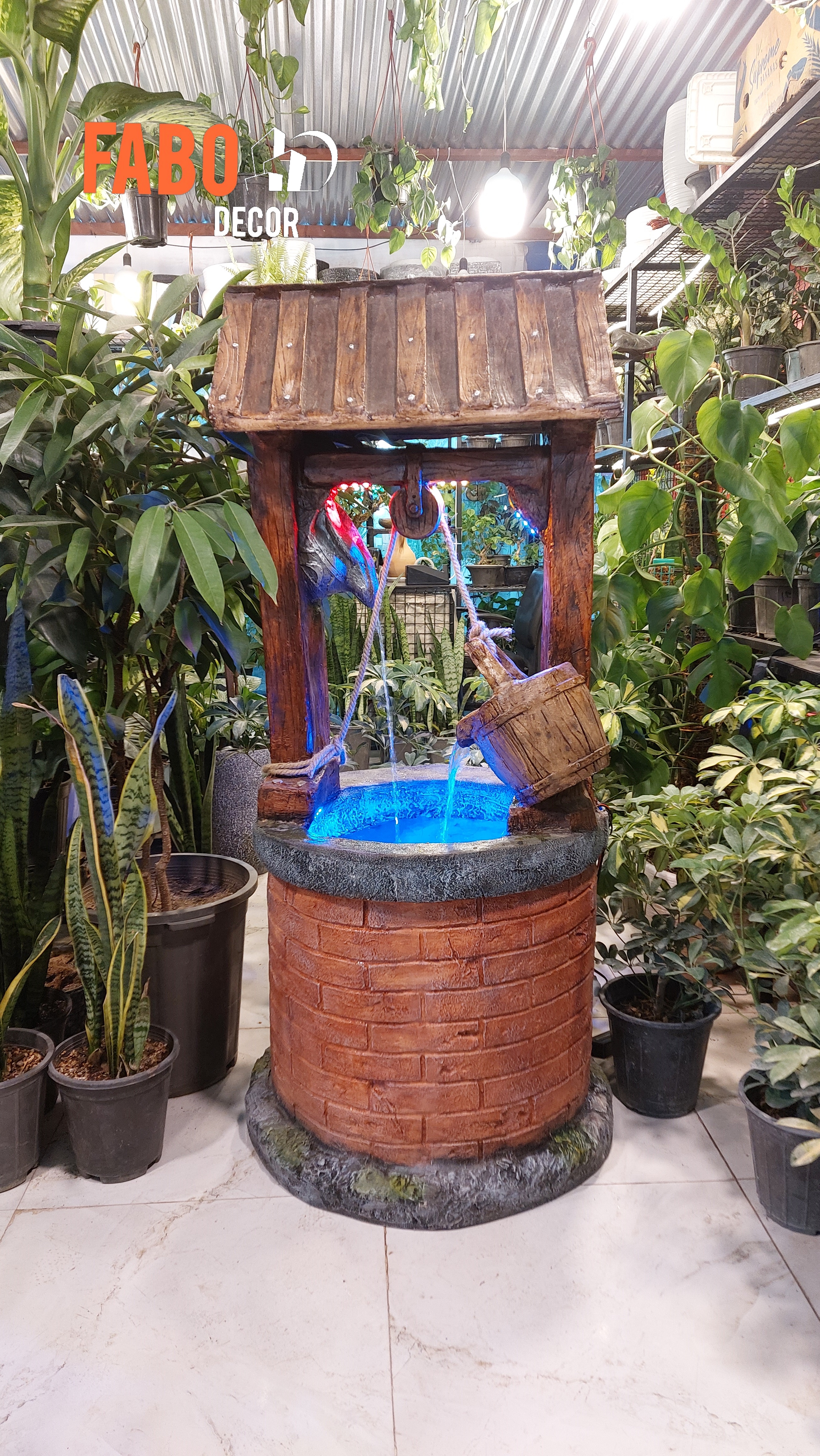 آبنما فایبر گلاس نشکن کد 706/ ارتفاع حدود 140 سانتیمتر