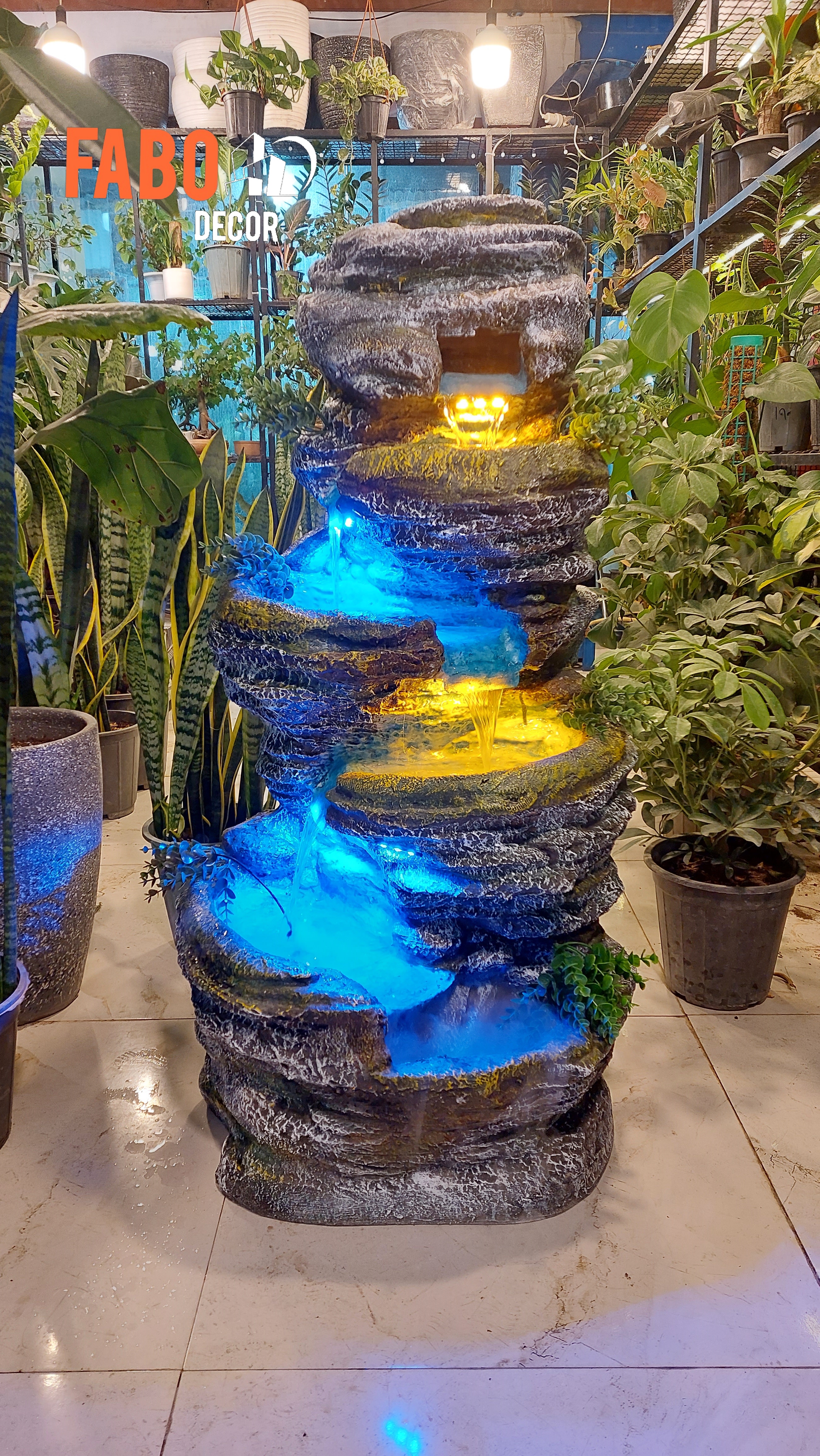 آبنما فایبر گلاس نشکن کد 708/ ارتفاع حدود 110 سانتیمتر